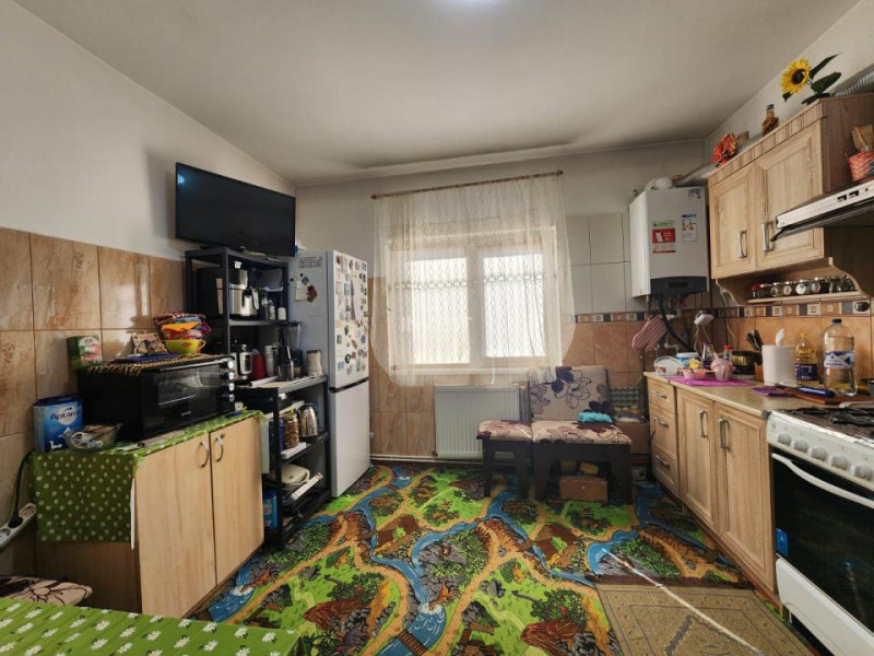 CASA INDIVIDUALA, 4 CAMERE, 2 BAI, 440 MP TEREN - VISOIANU