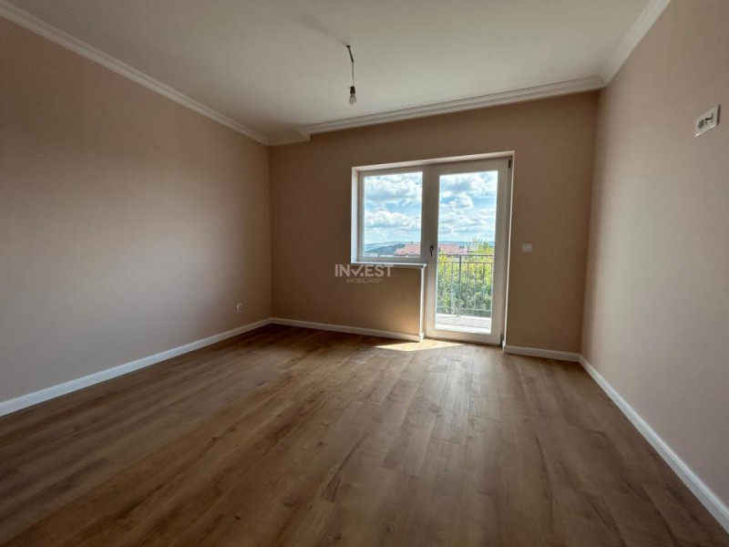 DUPLEX 4 CAMERE, 2 BAI , 250 MP TEREN - NICOLINA, TUDOR NECULAI