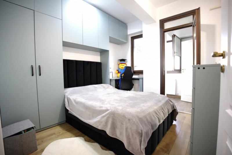 Apartament 3 camere, mobilat și utilat complet –loc de parcare intabulat inclus