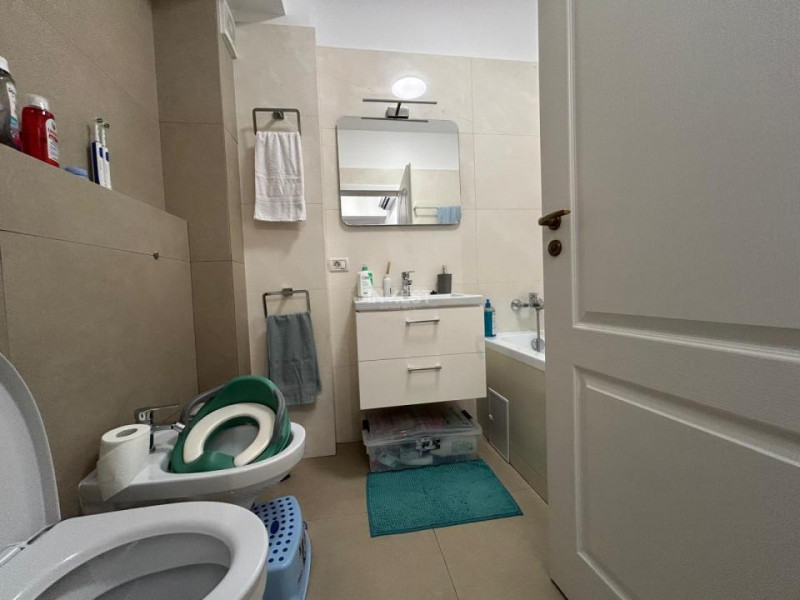 Apartament 3 camere, mobilat și utilat complet –loc de parcare intabulat inclus