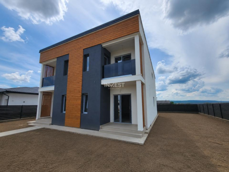 DUPLEX 3 CAMERE, 2 BAI, 250 MP TEREN, VOROVESTI-MIROSLAVA