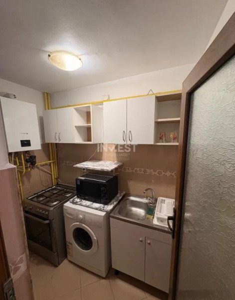 Apartament cu 1 Camera, Etaj 1, 32 mp, Centrala termica, Tatarasi  