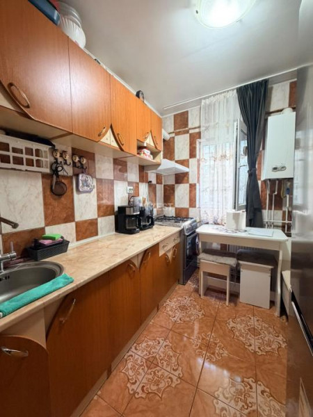 Apartament 2 camere, Decomandate, Zona Zimbru