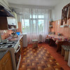 Apartament 3 camere, Decomandat, Etaj intermediar