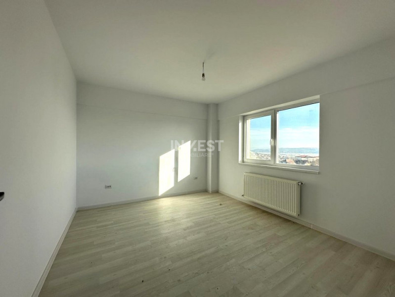 Apartament 3 camere, 2 băi, bloc nou cu lift — Valea Lupului, Iași