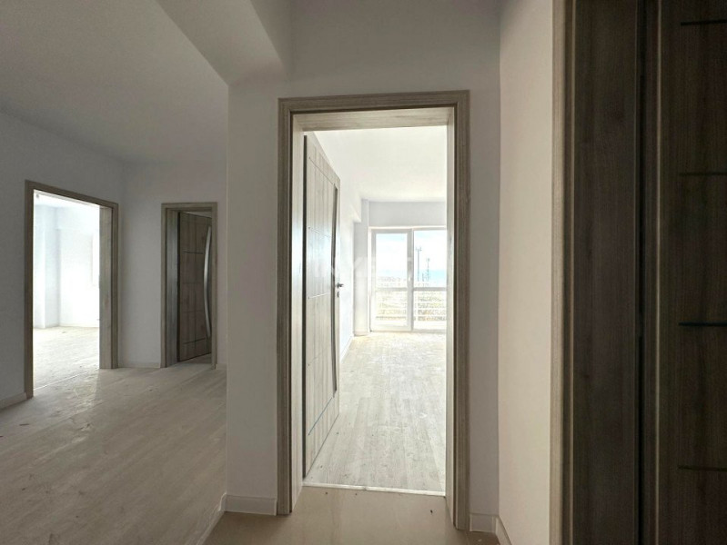 Apartament 3 camere, 2 băi, bloc nou cu lift — Valea Lupului, Iași