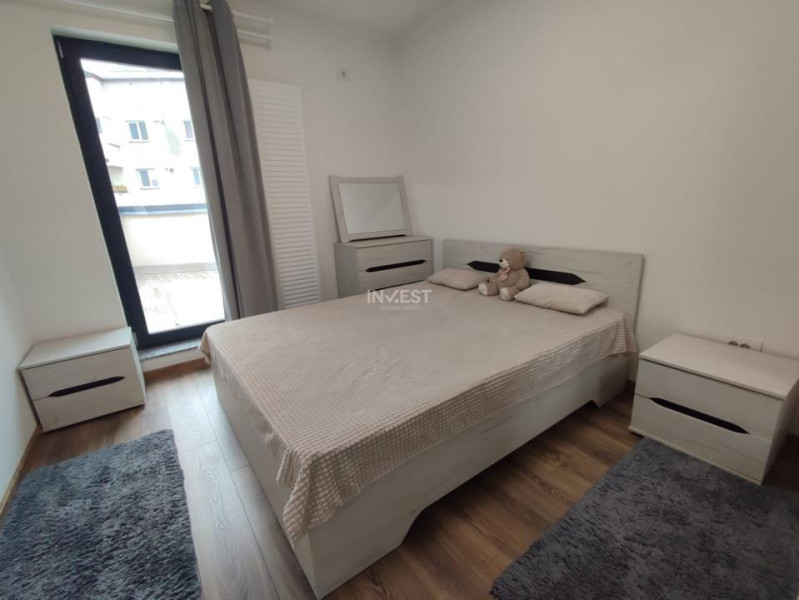 Penthouse cu 2 camere si 2 terase , 550 euro - Nicolina