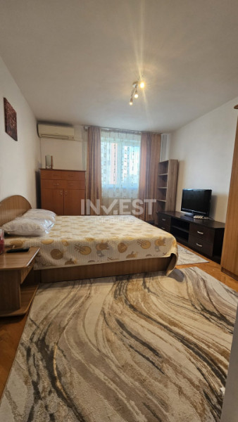 Apartament 3 camere, 60 mp, liber - Podu Ros