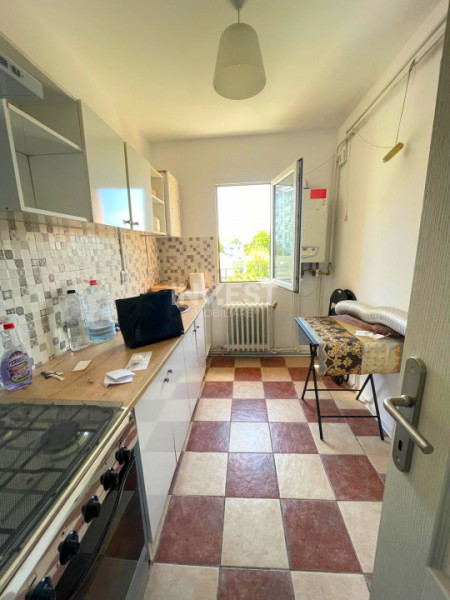 Apartament 2 camere-50mp-Podu Ros-Bld Socola
