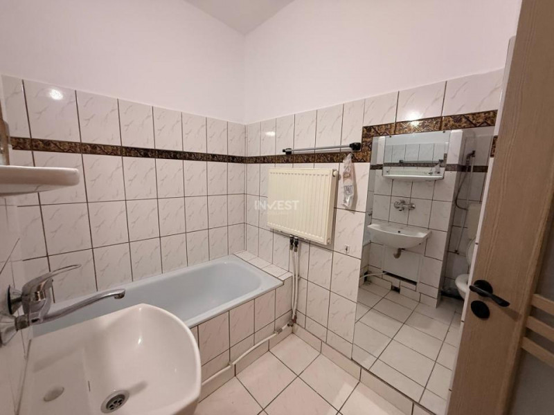 Apartament cu 1 cameră decomandat 40MP - etaj 2/8 cu lift - bloc 1986