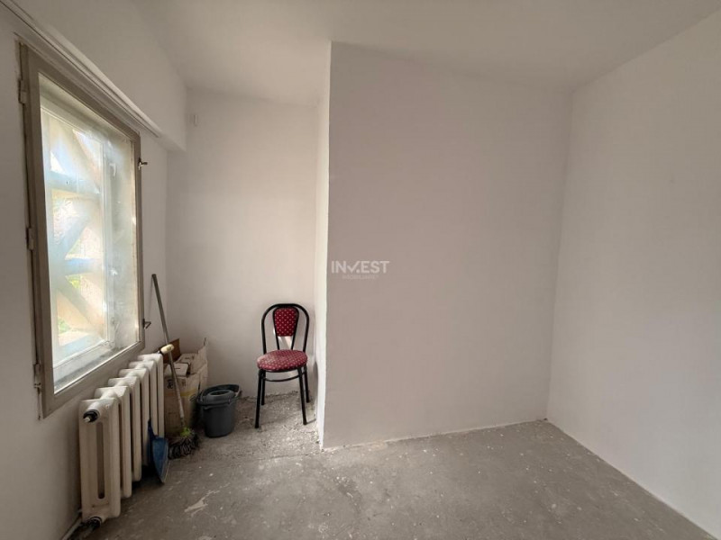 Apartament cu 1 cameră decomandat 40MP - etaj 2/8 cu lift - bloc 1986