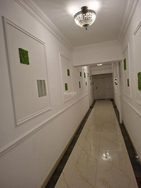 INTABULAT! 2 CAMERE ROYAL TOWN COPOU, IASI