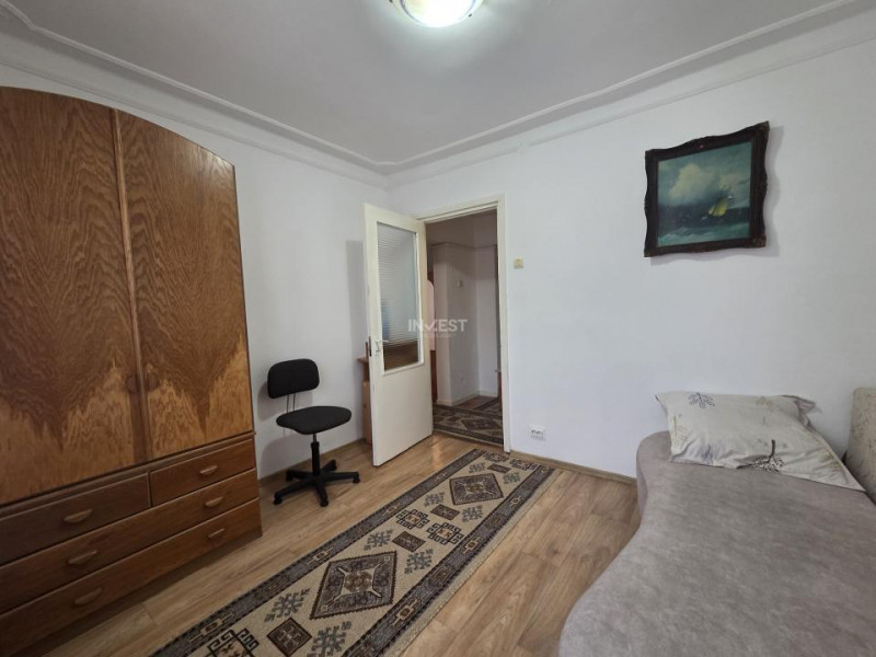 Apartament 2 camere-decomandat-etaj intermediar