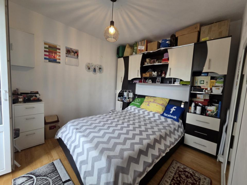 Apartament 2 camere, etaj 3, zona Mircea cel Batran