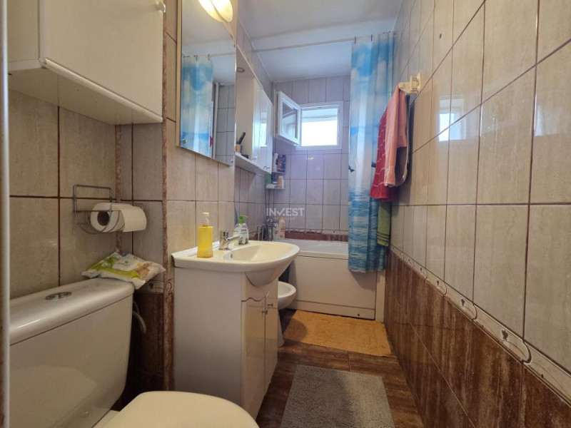 Apartament 2 camere, etaj 3, zona Mircea cel Batran