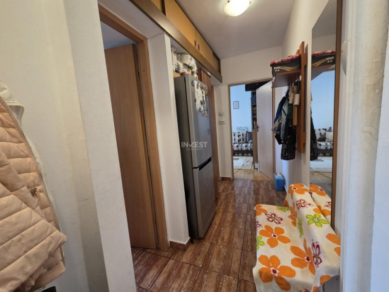 Apartament 2 camere, etaj 3, zona Mircea cel Batran
