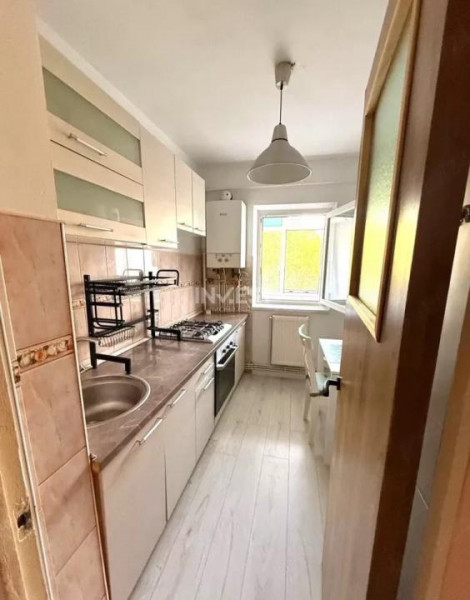 Apartament 2 camere decomandat Nicolina prima stație