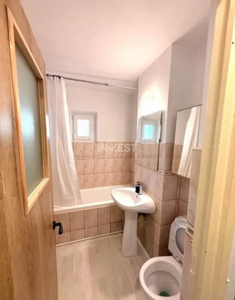 Apartament 2 camere decomandat Nicolina prima stație