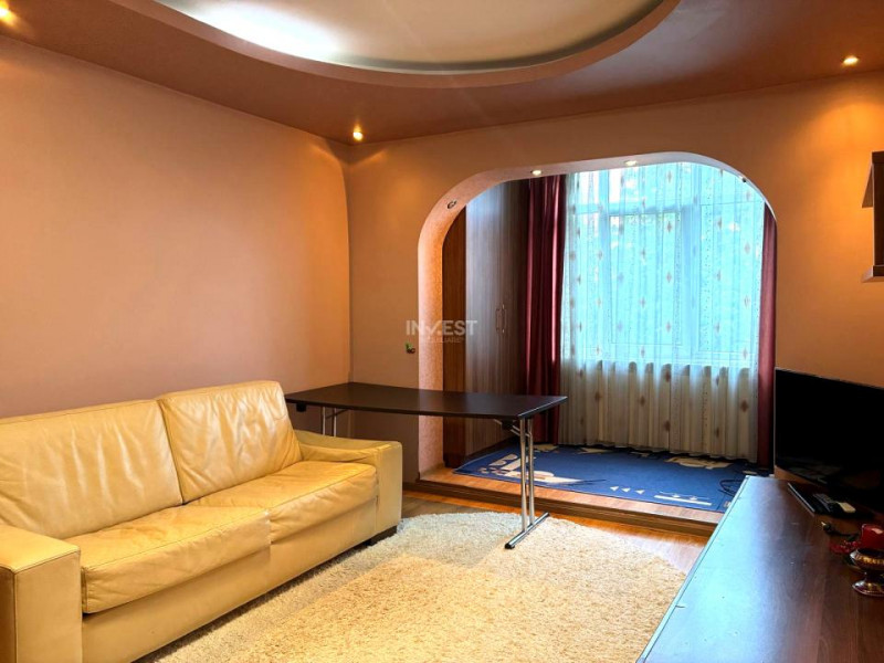 Apartament 3 camere, 60 mp- Podu Ros