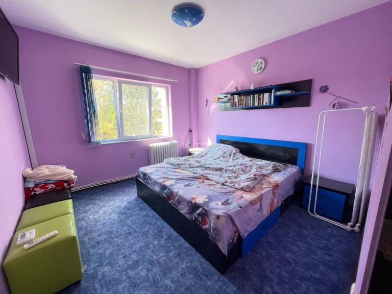 Apartament 3 camere decomandat-72 mp-Podu Ros-Palas Mall