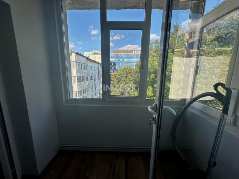  Apartament 2 camere, Șos. Sf. Lazăr, vedere Business Centre