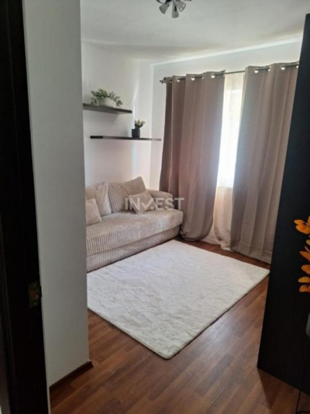 Centru Civic- apartament 2 camere, etajul 1