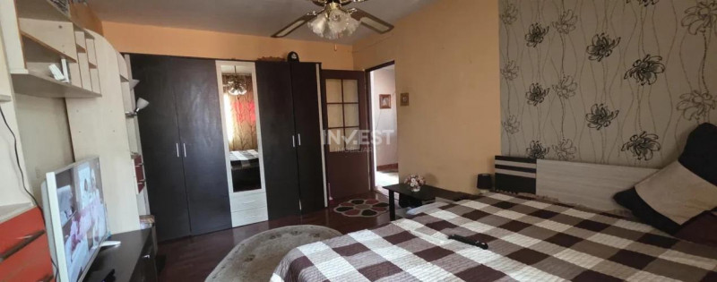 Centru- apartament 3 camere 