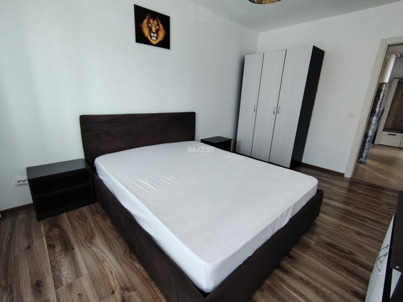 Apartament spatios cu 3 camere, decomandat, CUG