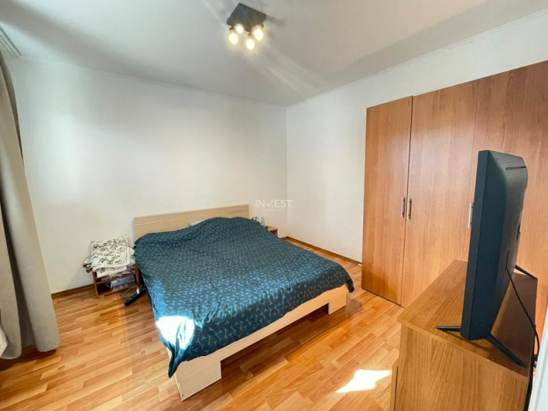 Apartament 3 camere-Podu Ros-etaj intermediar-Palas Mall