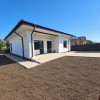 Casa individuala, cu 3 camere, plan parter, zona Horpaz