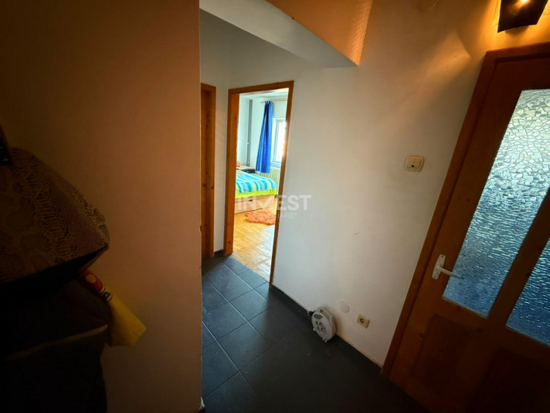 Apartament 3 camere decomandat-72mp-etaj intermediar-Bld Socola
