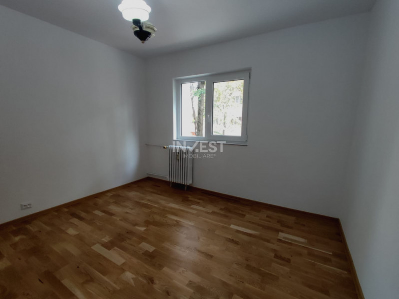 2 camere decomandat, Nicolina prima statie,  52 mp, Etaj 1