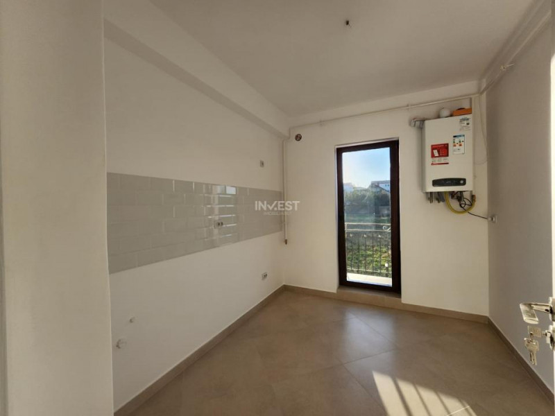 APARTAMENT CU 2 CAMERE, etaj 1 , DECOMANDAT, CAPAT CUG-LUNCA CETATUII
