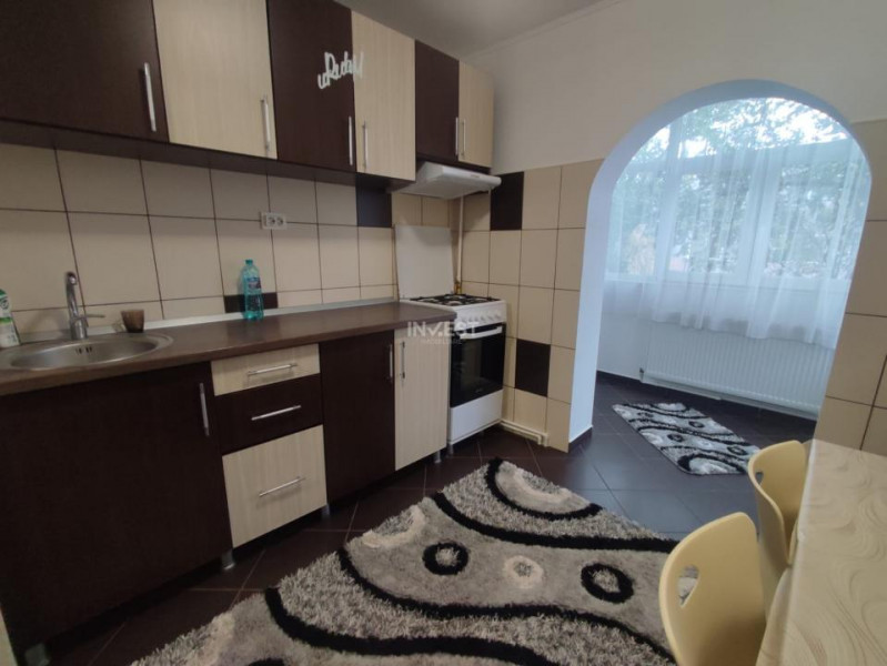 Apartament 2 camere decomandate, Nicolina, 52 mp
