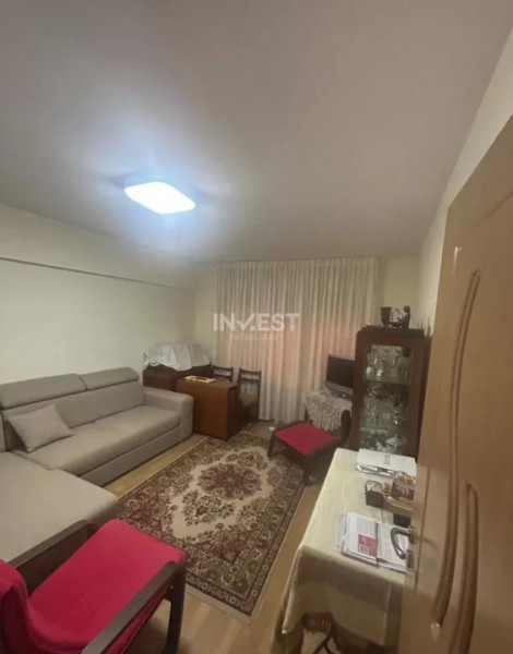 Apartament 2 camere, decomandat, Piata Alexandru cel Bun