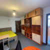 Apartament 2 camere decomandat-Podul de Fier-etaj intermediar