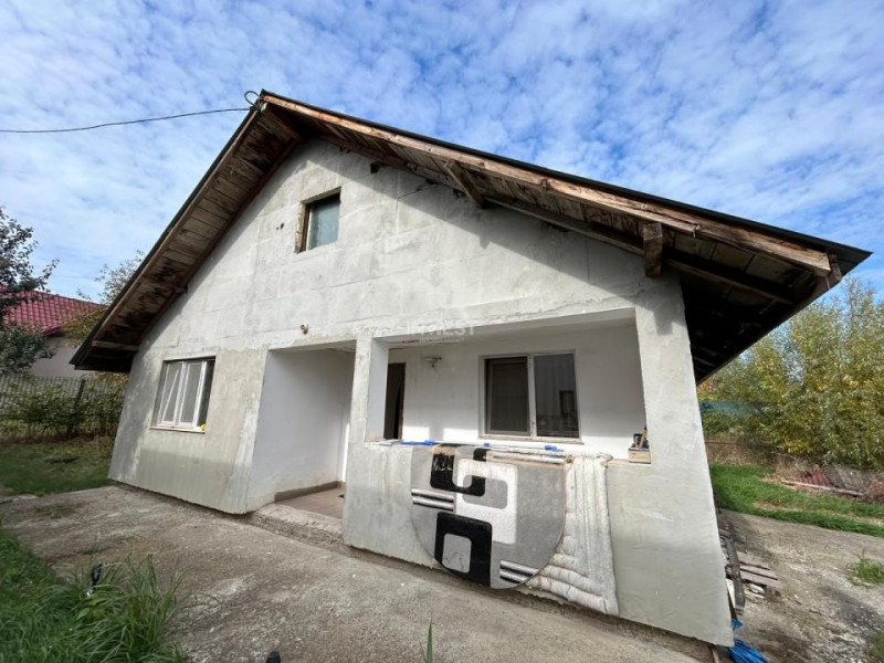 CASA INDIVIDUALA , 76 MP UTILI, 400 MP TEREN, HORPAZ