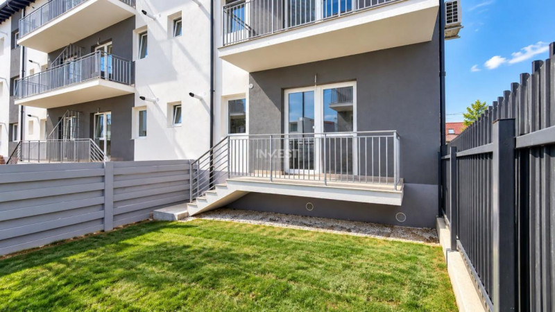 APARTAMENT 1 CAMERA, DECOMANDAT + CURTE PROPRIE, FINALIZAT SI INTABULAT