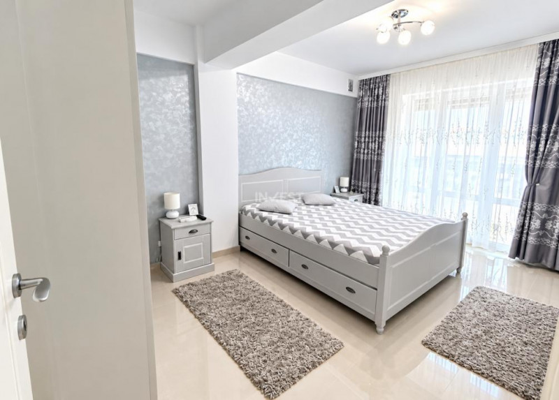 2 camere decomandat, mobilat si utilat, 2 locuri parcare, lift, boxa.