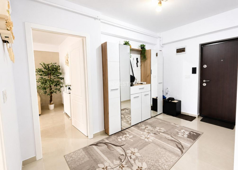 2 camere decomandat, mobilat si utilat, 2 locuri parcare, lift, boxa.