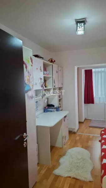 Apartament cu 4 camere Dacia-Bicaz