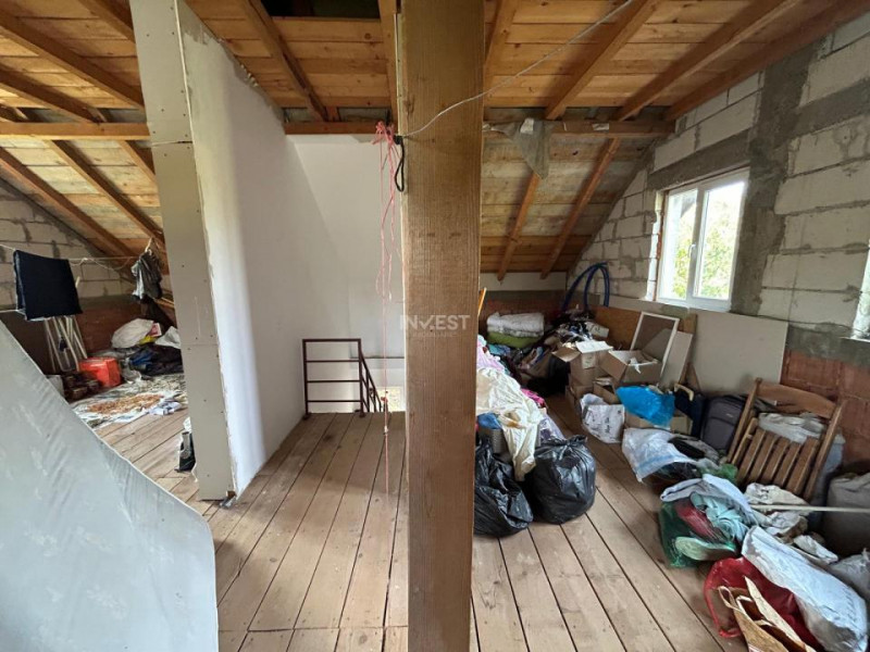 Casa individuala , Valea Adanca - 100mp utili si 350 mp teren