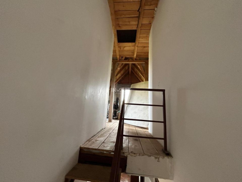 Casa individuala , Valea Adanca - 100mp utili si 350 mp teren